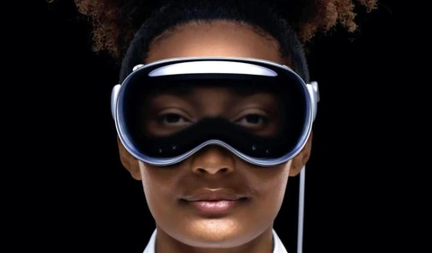 Apple reveals Vision Pro - A futuristic gadget